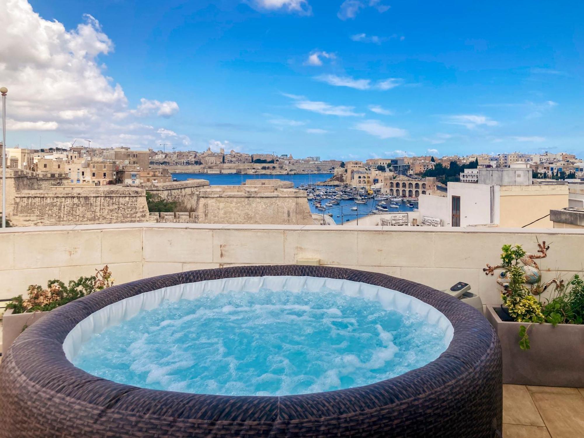 Valletta And Grand Harbour Lookout คัลคารา ภายนอก รูปภาพ