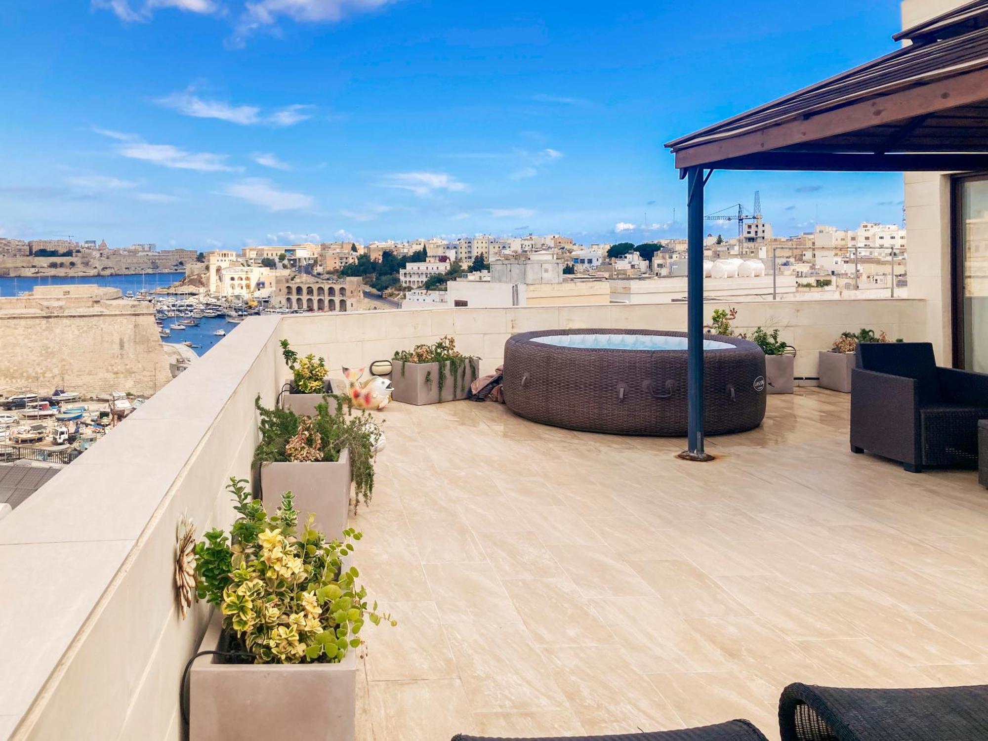 Valletta And Grand Harbour Lookout คัลคารา ภายนอก รูปภาพ