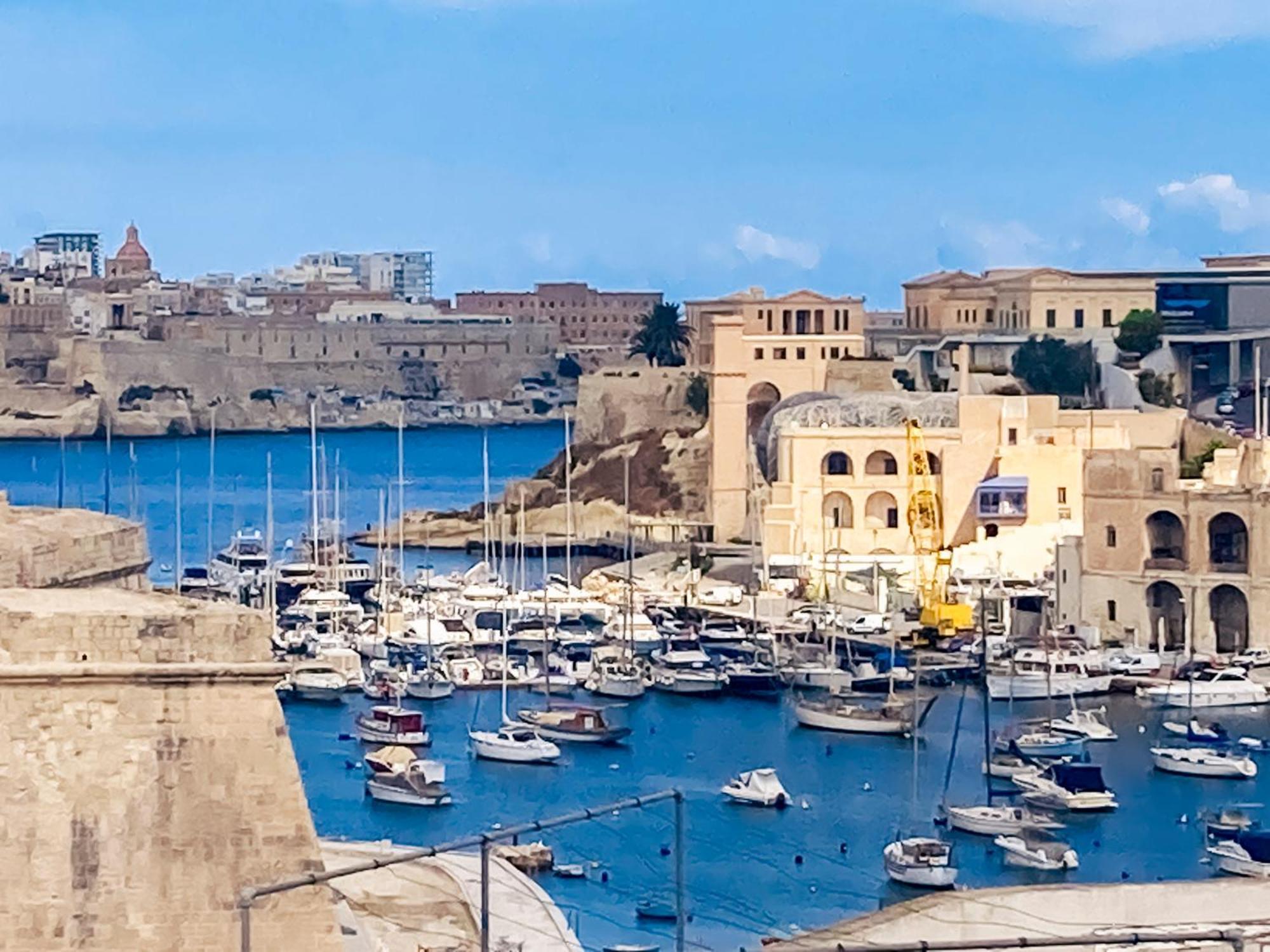 Valletta And Grand Harbour Lookout คัลคารา ภายนอก รูปภาพ